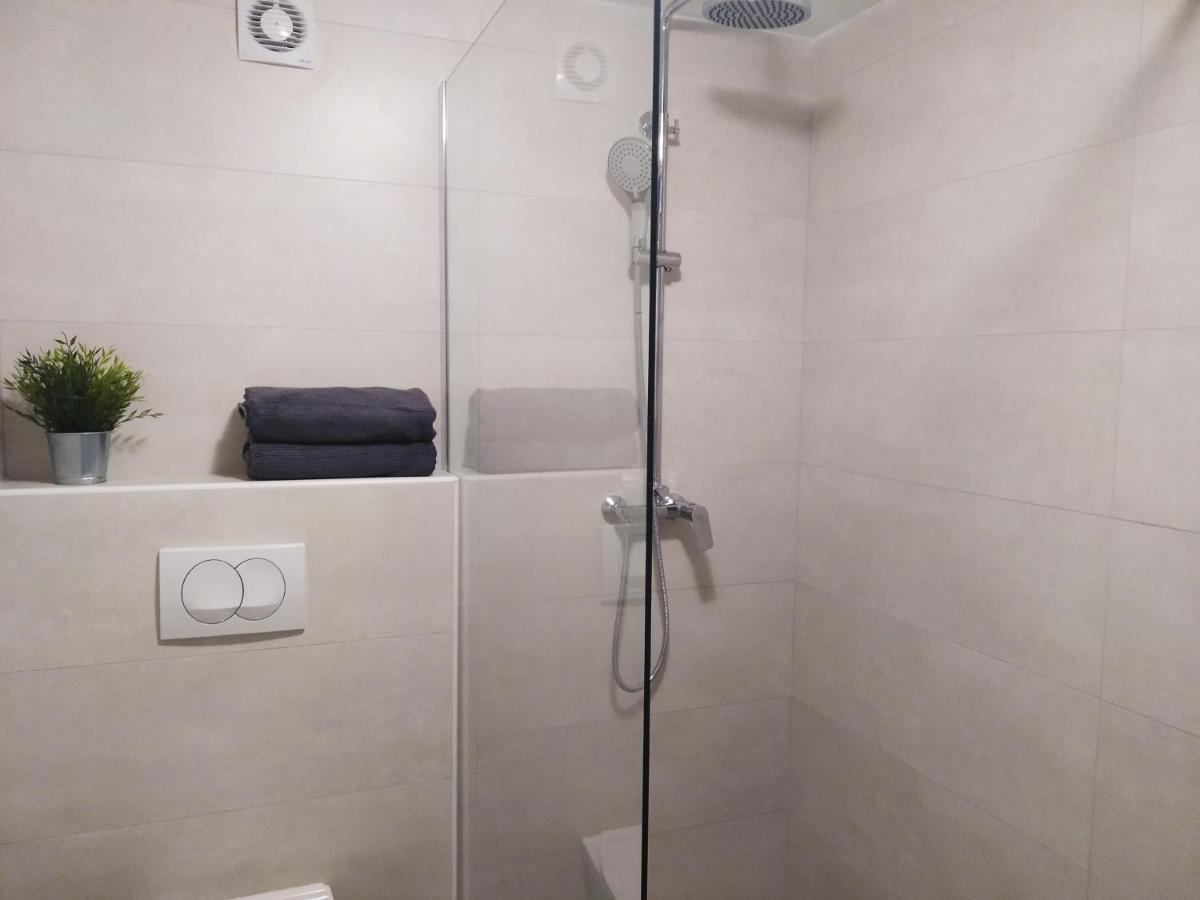 Apartments Vanda Ровинь Экстерьер фото